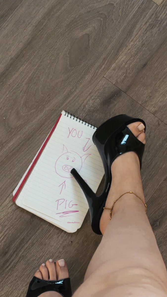 bankoftrixie's tweet photo. open wide, dinner is served. 🔔 

your favourite meal is plastic and six inches tall with a goddess wearing it.

• findom • finsub • paypig • humiliation • loser • simp • cuck • feet • toes • soles • heels • stilettos https://t.co/32XRPErI2e