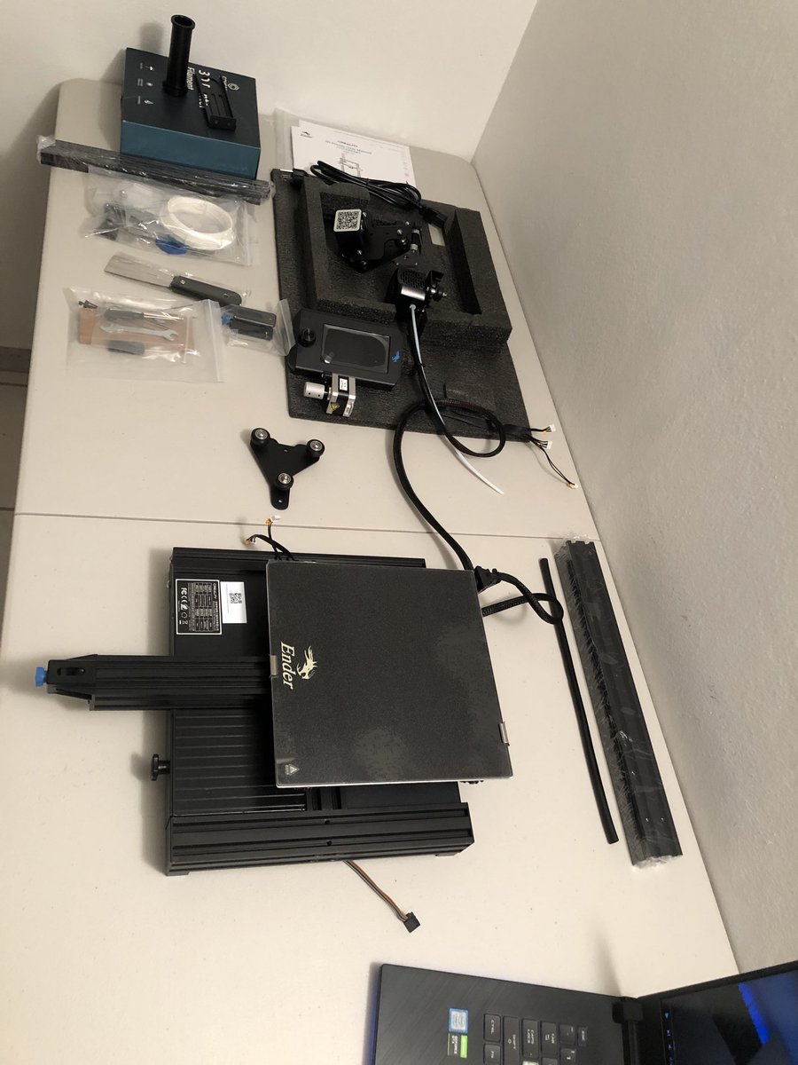 787maker's tweet photo. Ender 3 v2 https://t.co/kiCOAMFzWP
