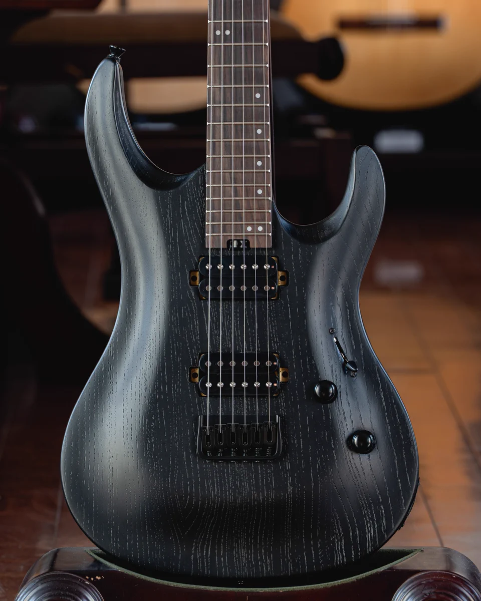 Aria Guitars on X: 