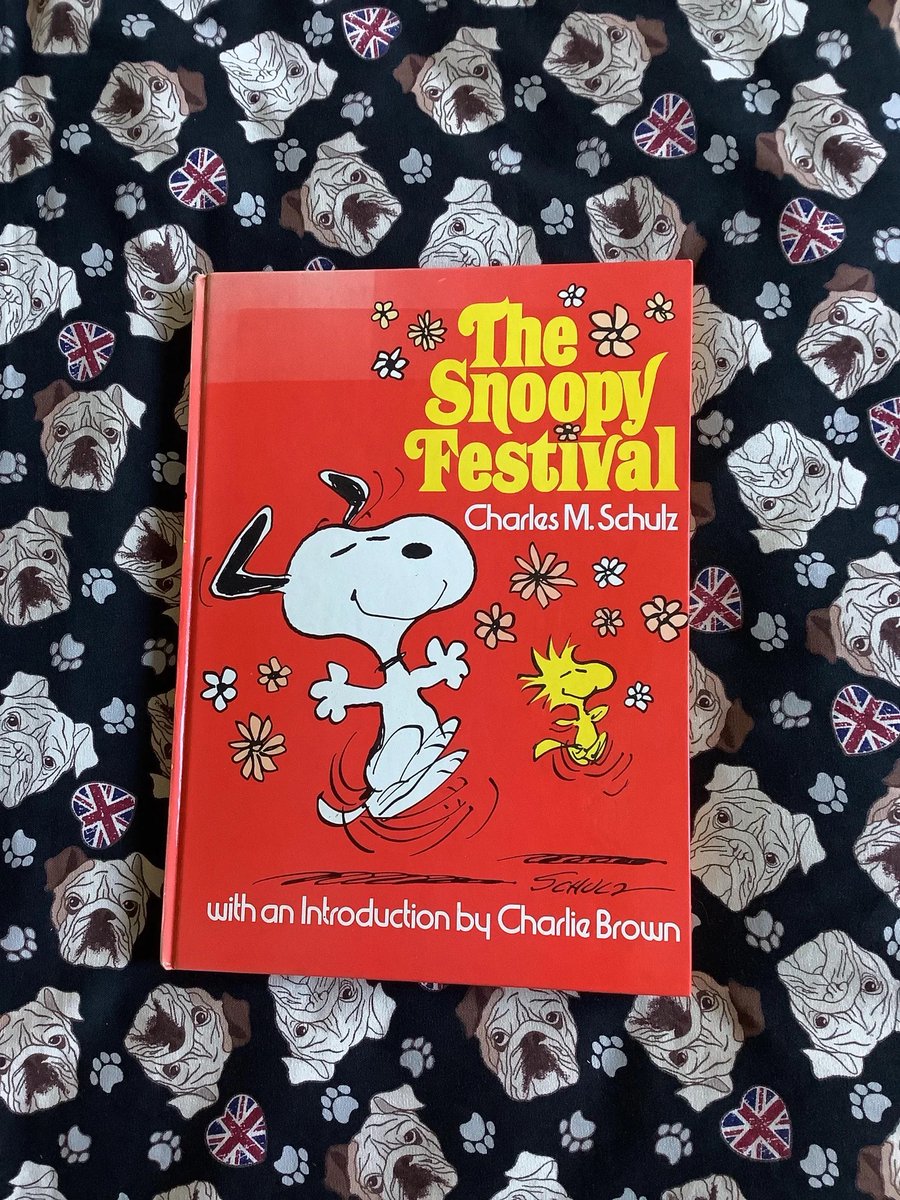 WatsonsVintage's tweet photo. A Super Fun #giftidea for a #Snoopy and #Peanuts Fan. RARE Vintage 1978 'The Snoopy Festival' by Charles M. Schulz - Large Hardback Book - Collectable - Childhood Nostalgia https://t.co/9le8wzbILV via @Etsy #VintageBooks #1978Gift #Cartoons #ComicStrips #CharlesMSchulz #CharlieBrown