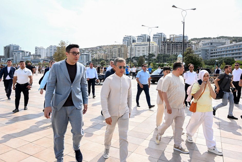 officialmys's tweet photo. Avqustun 30-da Azərbaycan Avtomobil Federasiyasının təşkilatçılığı ilə klassik avtomobillərin sərgisi və yürüşü keçirilib.
Ətraflı: https://t.co/qj7dzYDZqW

#Gənclərİdman #AZESport #birki̇mi̇bi̇rli̇kdə https://t.co/boe1LXQbm6
