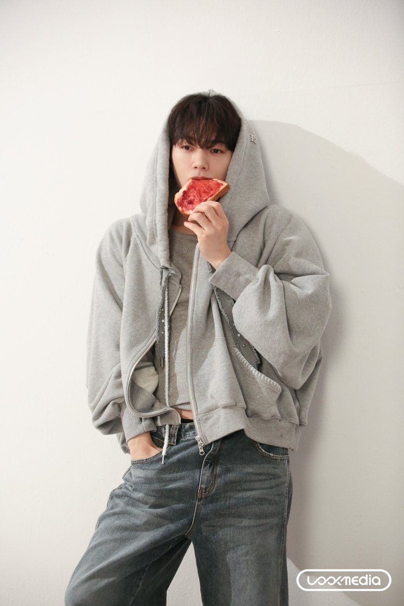 dearmymyong's tweet photo. 묭!           명수님 https://t.co/9umXJFXXlp