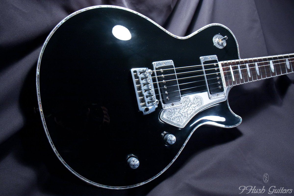 ihush_guitars's tweet photo. 【Past Works】
Righteous Trem / 2016NAMM✨ https://t.co/fy7lbSfRPz