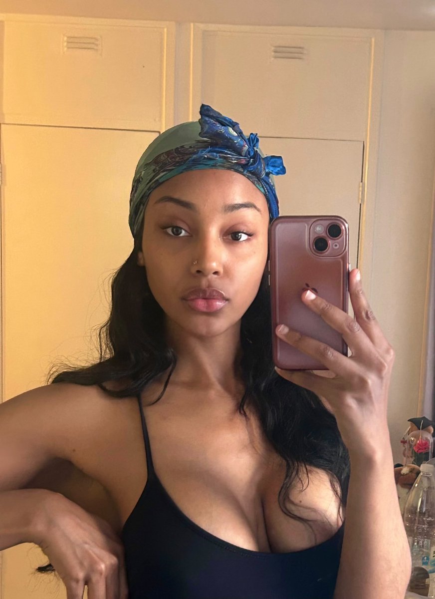 mikeishere01's tweet photo. Women are so beautiful ❤️ https://t.co/JOo2SiXGFl