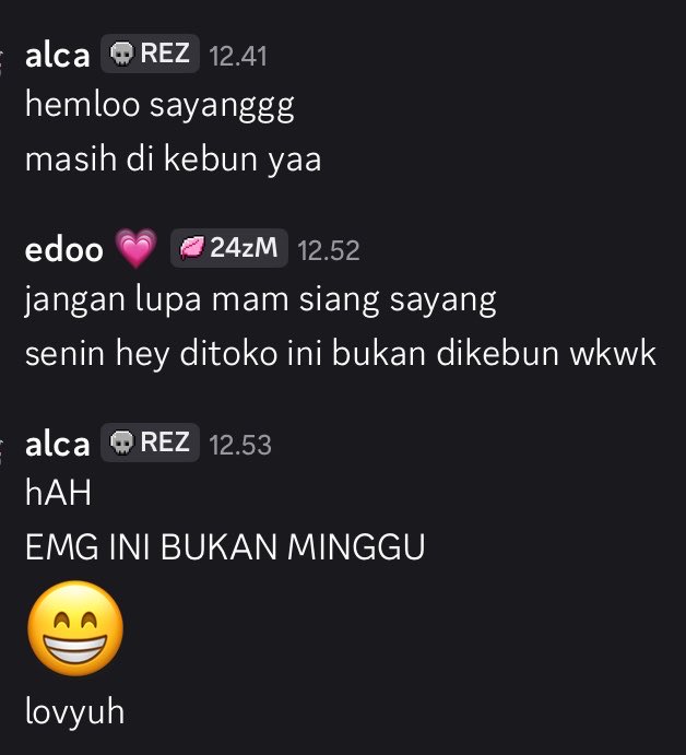 vansyliaa's tweet photo. bukannya tiap hari tu minggu ya 😞 https://t.co/wvjYfBlpJd