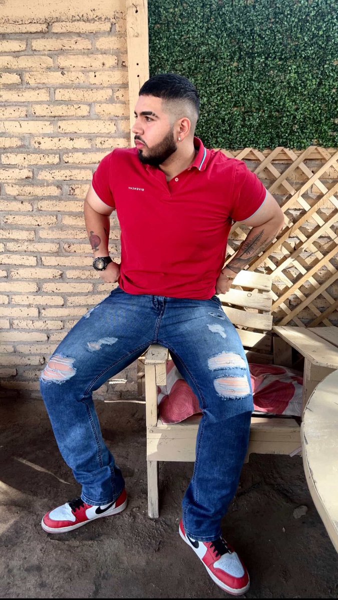 ramonhiguerajt's tweet photo. Para mi morrita❤️ // Para mi vato😈 https://t.co/kqs2NYkwAQ