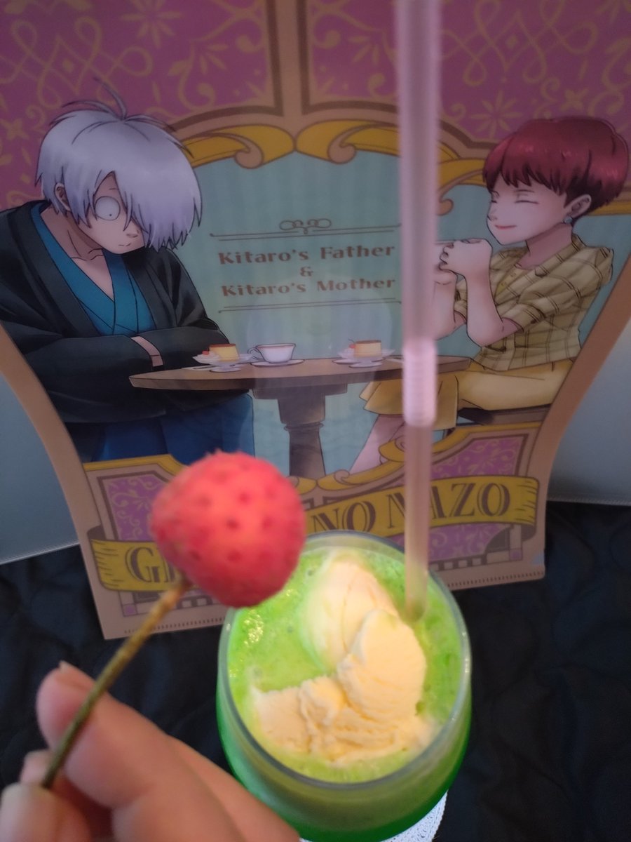 Kimyan1963's tweet photo. @MiniShounen 初夏に白く美しい花が咲きます。
秋に赤くて個性的な皮に包まれた実がなります。

クリームソーダのチェリーや、
某遊星爆弾に見立てる…という心無い遊びをしました。 https://t.co/jmJcGzsZ65
