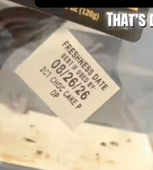 Ginoogb's tweet photo. @messedupfoods Assuming the video is from today... idk why she’s surprised. https://t.co/Q5U9dBH3JS