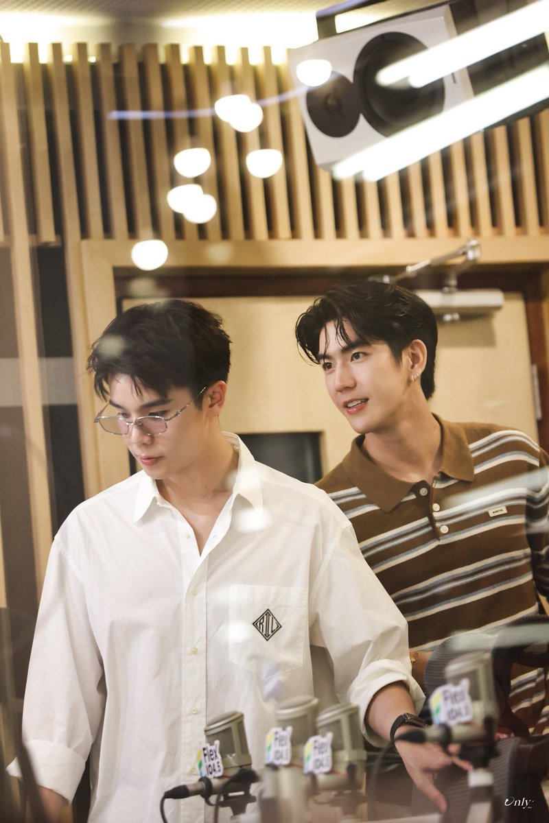 May_Dahae's tweet photo. ล้มแชมป์ทุกคนจริงๆคับ ไม่เคยคิดมาก่อนเป็นไปแล้วจริงๆ รักเขา🤭😊😊😊 https://t.co/0FOHUkvCwv