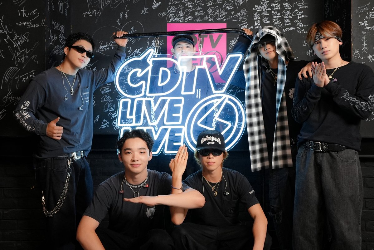 TBSCDTV's tweet photo. #CDTVライブライブ
今夜も激アツLIVEをお届け❤️‍🔥⚡️
本番直前ショットで実況中だよ📸

このあとは
#BEFIRST が再び登場！

「BRUCE WAYNE feat. Flo Milli, ATL Jacob」を
日本のテレビ初披露✨

#TVer でリアルタイム配信中⚡️
https://t.co/wTqfekFxgN 

#TBS https://t.co/iqIEsi39NW