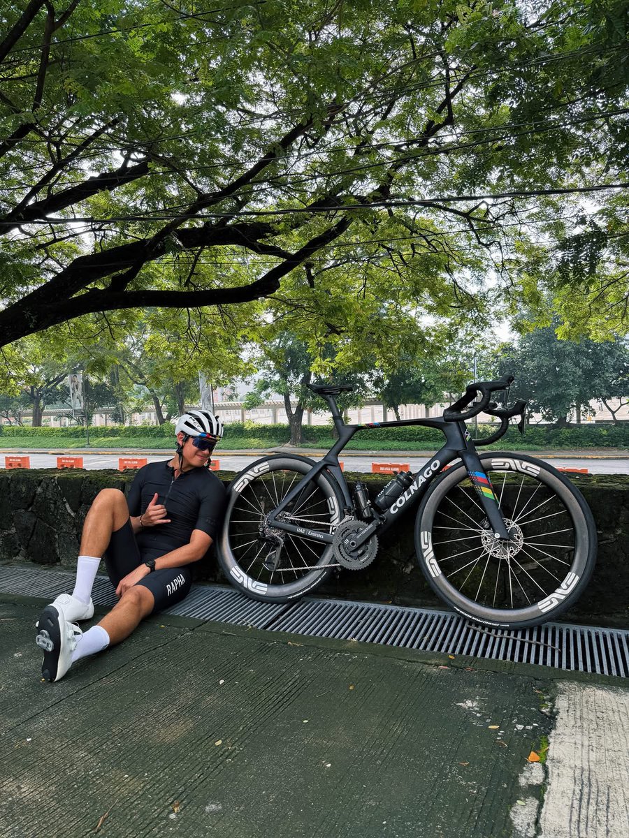 DONATORSPH's tweet photo. [📸 IG &amp; FB] Donny’s Instagram and Facebook Post! 💙

“We backkk 🚲🚲🚲”

#DonnyPangilinan
@donnypangilinan https://t.co/vppeyWOrws
