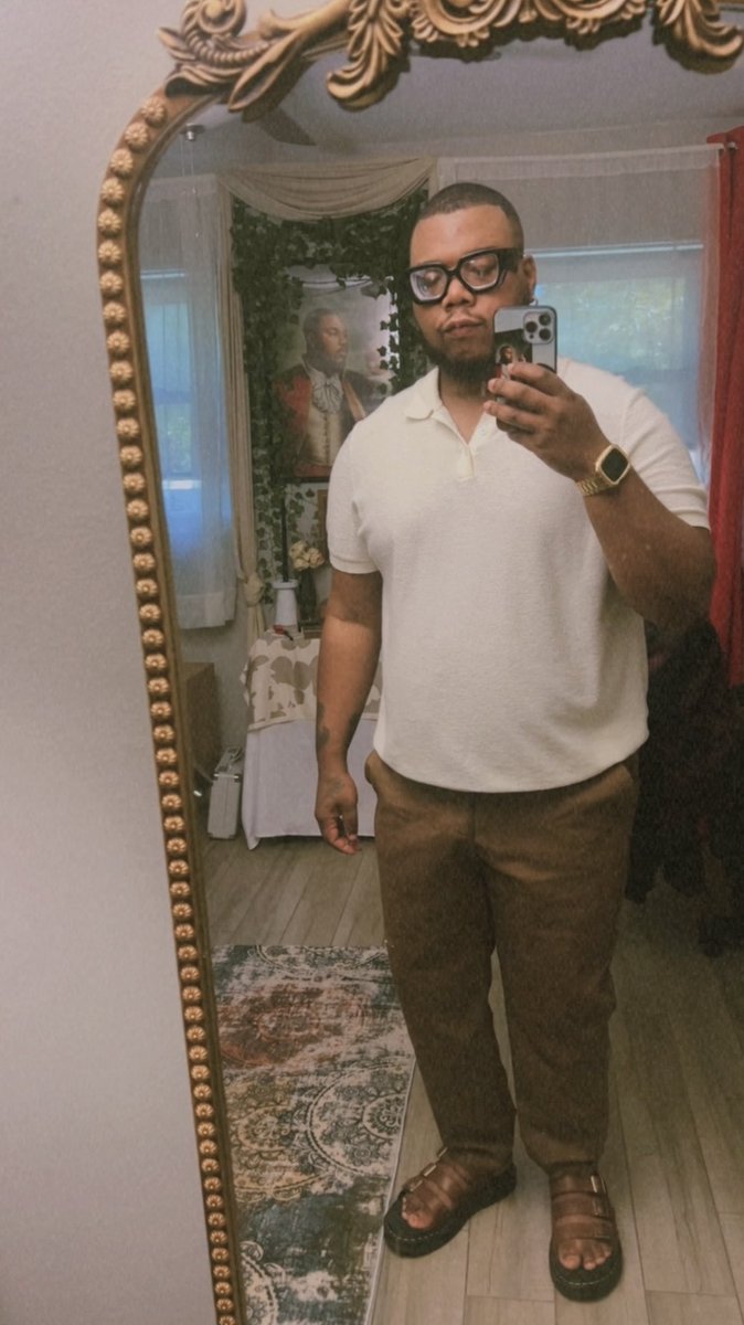 ESTEVANTHEGOD's tweet photo. I want a Sunday kinda Love 💕 https://t.co/rlhl2KGEMf