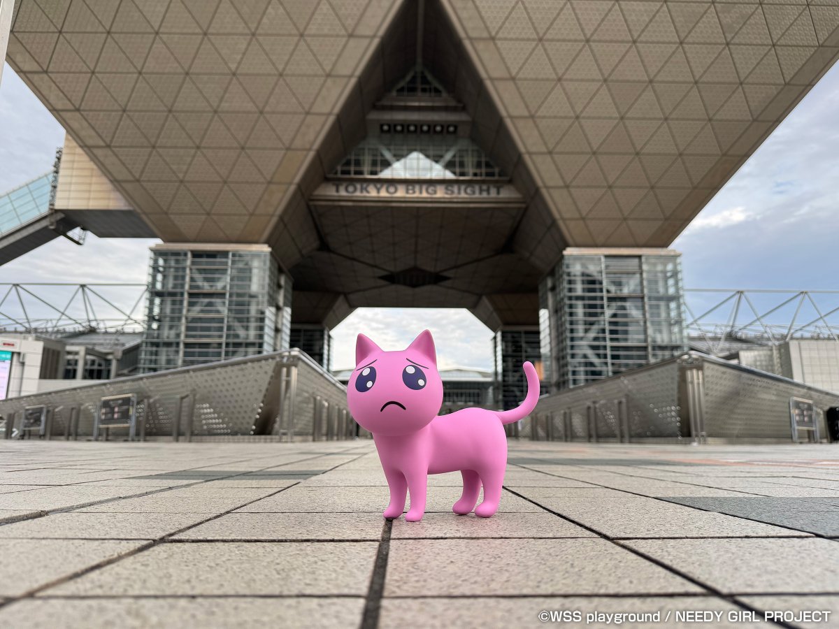 medicos_et_02's tweet photo. 【「ぴえん猫ソフビ」ただいまより受注受付開始✨】

アニメ「NEEDY GIRL OVERDOSE」
「ぴえん猫」ソフビフィギュア

全高15cm・全長19cmのほどよいサイズで立体化！

https://t.co/xAO0Q8v8sg

なめらかな質感で触り心地抜群！
お外に連れ出して、一緒にお出かけしても◎

3,960円(税込)にてお迎えいただけます！

#ニディガ