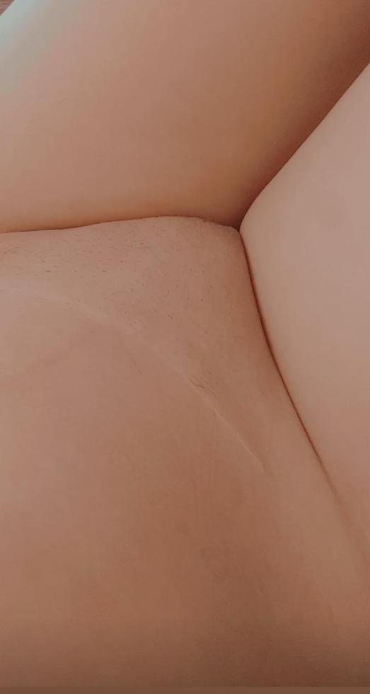 Parejacalidn's tweet photo. Te gusta depilada?
#depilada #puebla #sola #pareja #sw #hermosa https://t.co/FTVmZcRgiv