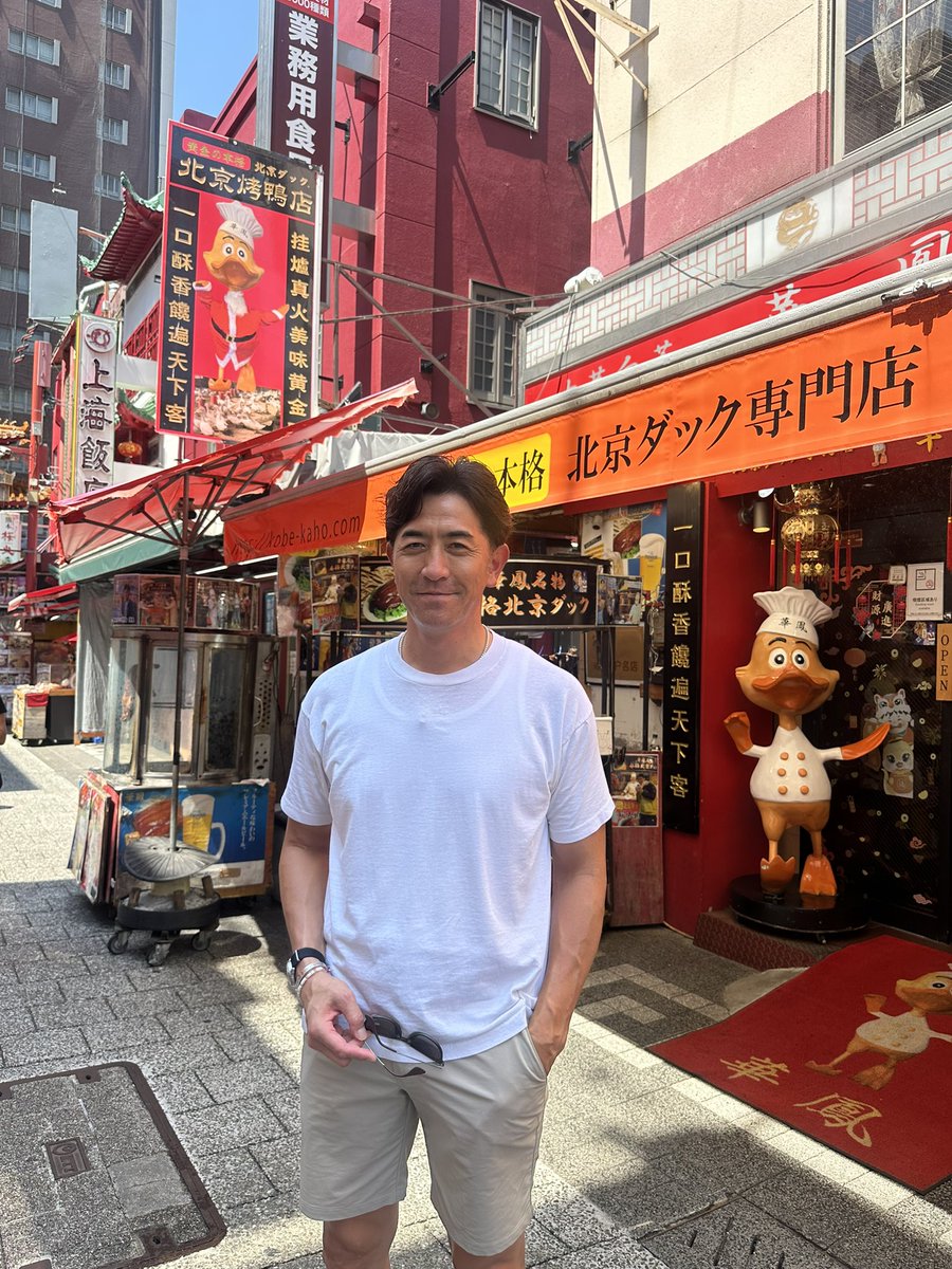ggsato_travers's tweet photo. もしこのツイートを見つけてくれたなら
GGはそれだけでうれしい。

今、苦しいあなたに伝えたい
あなたはあなたのままでいい
誰かと比べなくていい
頑張れないなら逃げてもいい
心がつらいなら休んでいい
学校に行けない自分を責めなくていい。

世の中には、いろんな道がある

幸せになる道はひとつじゃない

今は無理に答えを探さなくていい
元気になってから探せばいい

ひとりで無理なら、誰かを頼っていい
「助けて」って言っていい。

あなたのペースでいい
今日を生きている
それだけで十分だから

#生きてるところが1番いいところ
#学校に行けない君へ