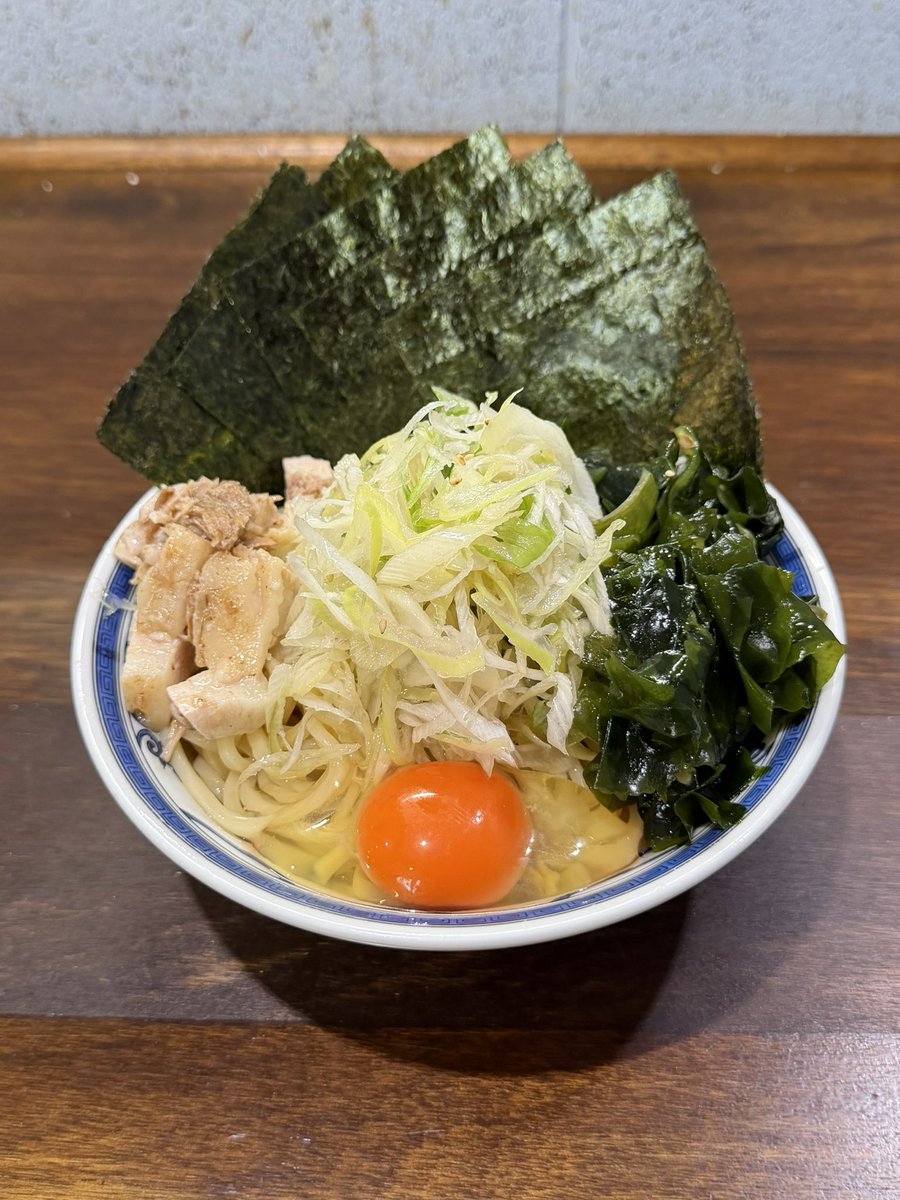OfSiriki's tweet photo. 今日は熊谷ゴールデンタイガー🐯
サマータイガー第5弾初日

●トラショ＋味ネギ増し
＋わかめ増し＋のり増し＋ごはん

毎度お馴染みの人気限定が登場です😍
みんな大好きラーショインスパイア❣️

昨年はえびまよちゃんが
紹介してくれました✨
今年も超絶美味しかった〜🤤

本日もご馳走様でした🙏 https://t.co/qqfHxg8Bhg