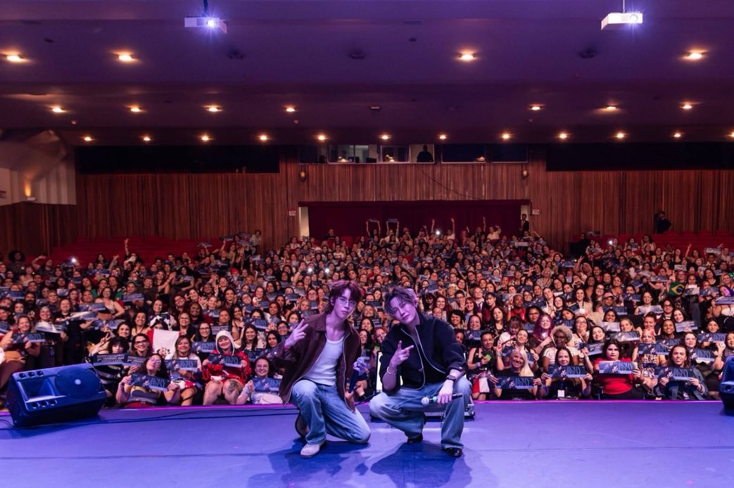 PremSpace_THFC's tweet photo. 💌 31.08.2026
IG update : gmmtv

Thank you everyone for today. Your support really keeps us going. We love you all.

BOUNPREM FANMEET EM SAMPA

#BOUNPREM1stFMinSaoPaulo
#prem_space #BounPrem

📍 https://t.co/Rt7Bra0nji https://t.co/XK5jVJl5ZL