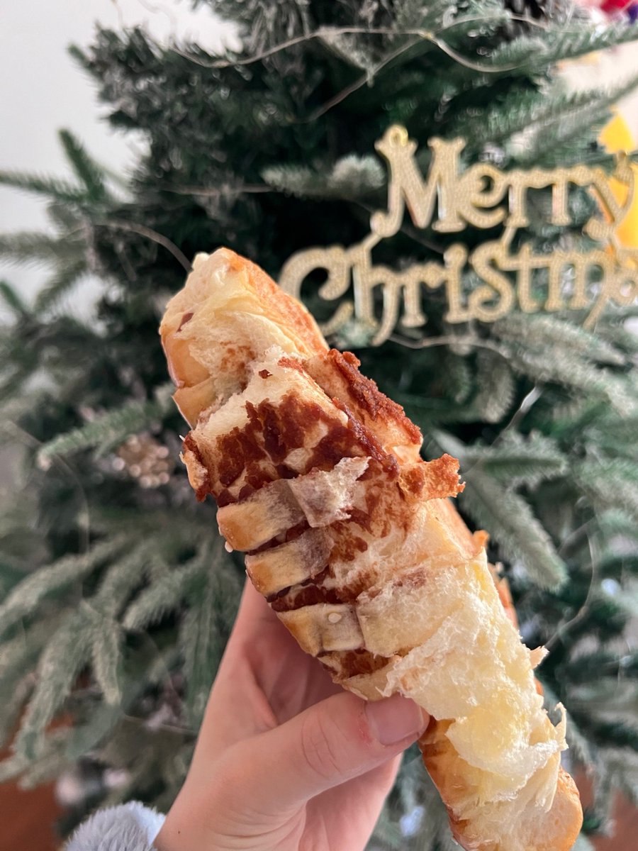 gcfsi82319349's tweet photo. Just swapped homemade lemon bread with my next-door neighbor—small gestures = big neighborhood vibes! ， https://t.co/6WQZwmmYnt