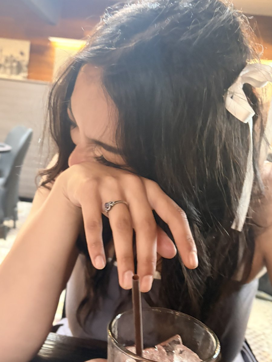 heartprincessbb's tweet photo. Three year update: I moved to alaska, I found DEEP love for myself and found the love of my life. I am no longer such a sad and lonely girl 🥹💗 https://t.co/SclWBpiHzh