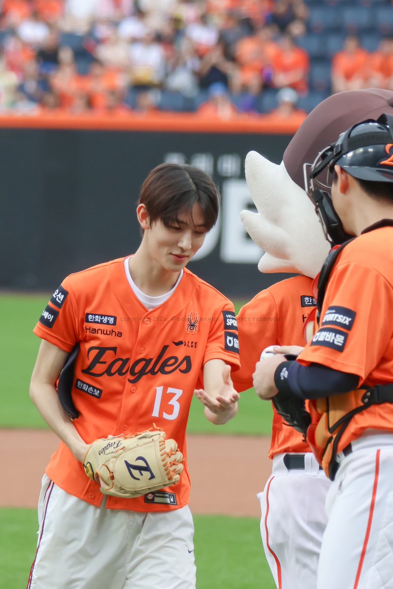 belove_eagles's tweet photo. #한화이글스 #코르티즈 #엄성현 #비러브_엄성현 https://t.co/x81CJVni10