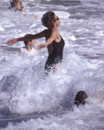 ShakeLS's tweet photo. 29 years. We will always remember. #PrincessDiana https://t.co/dyWHrANc0H