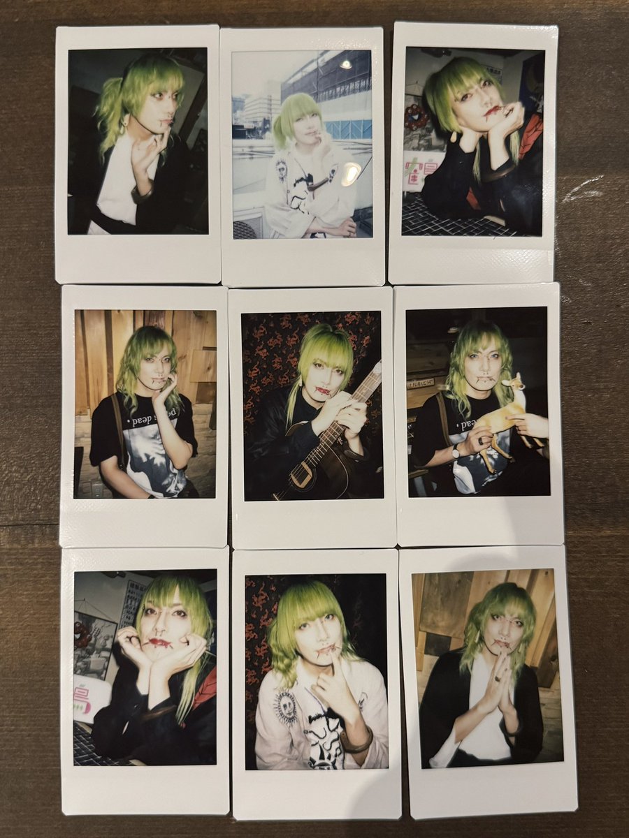 seek_bonshisya's tweet photo. 【凡思社通販店情報】
・seekチェキ2026.08ver
¥1,000
取り扱い開始しました

https://t.co/kxlkqgNo2B https://t.co/TADwdJBnHZ