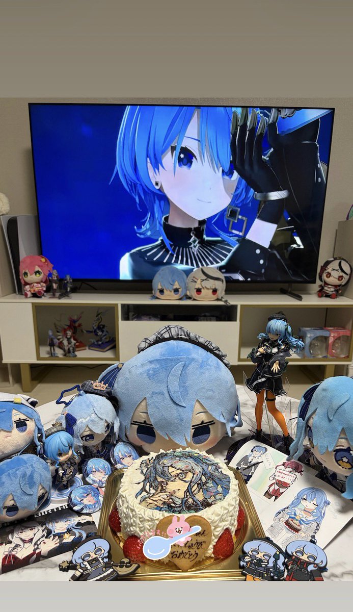 Bayon_cos's tweet photo. 1日遅れ...私事で恐縮ですが、昨日また1つ歳を無事に重ねることができました！
たくさんたくさんのお祝いメッセージいただいて本当に嬉しかったです‼️
生まれてきてよかったー！って思える最高の日！みんなみんなありがとうございました‼️‼️‼️ https://t.co/6so6JIktOr