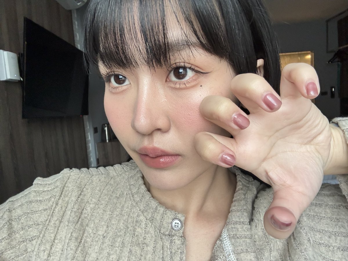 calledmemyyuk's tweet photo. Morning kubbb 🐶⛰️

#MyyuKhawisara #Charmers https://t.co/mQ5Oasx36A