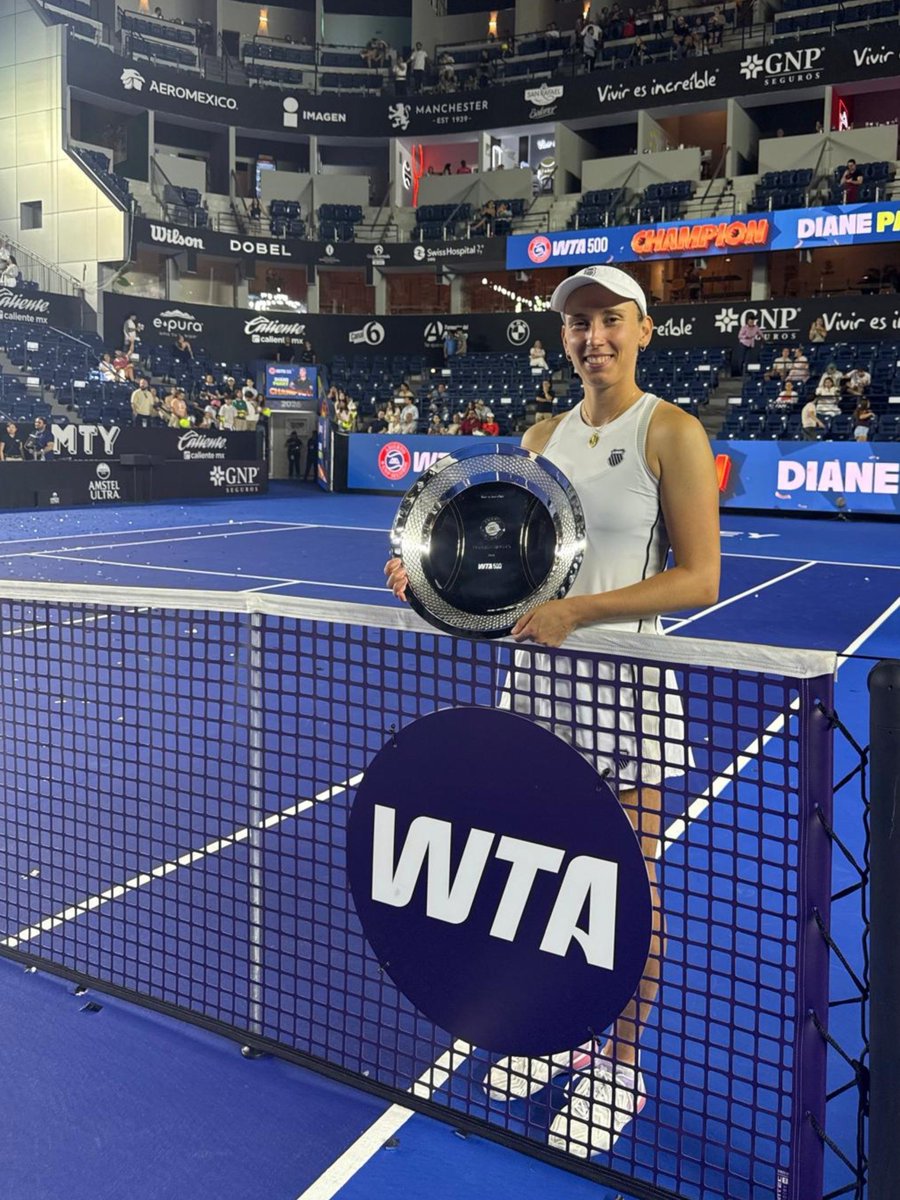 elise_mertens's tweet photo. Quite a week in Monterrey! 🇲🇽 Proud of the fight and taking plenty of positives with me ✨️

A huge thank you to my team and all the fans for the incredible energy this week 🤍 Hope to be back next year @Abierto_GNP

New York, see you soon! 🗽🎾 https://t.co/MzYiOW4eyf