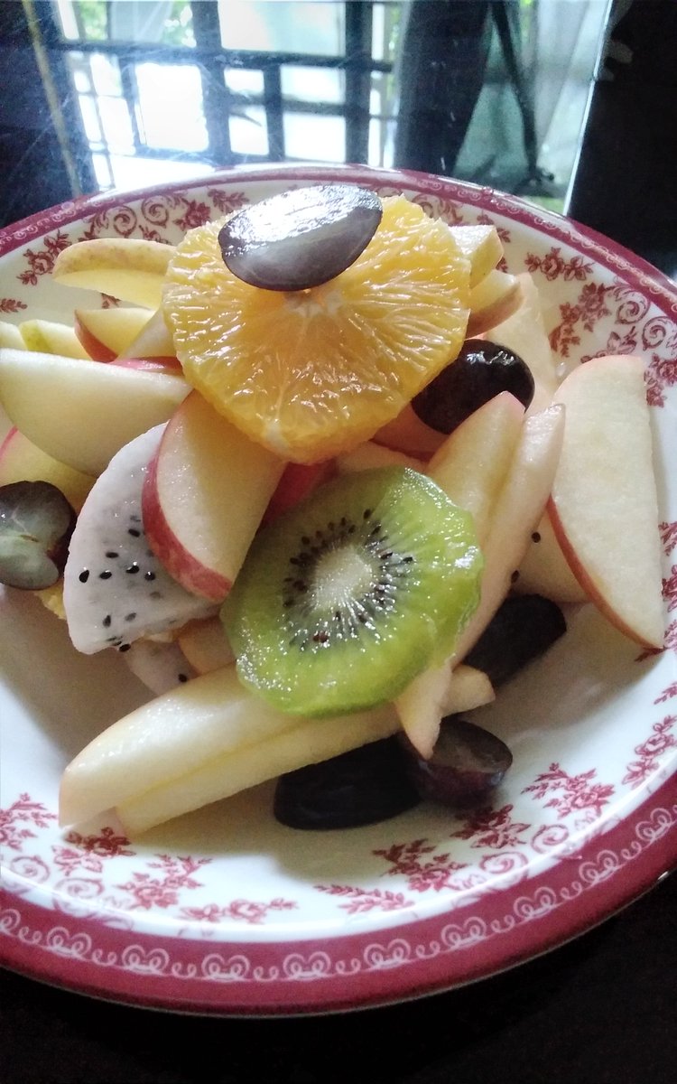 PaulStepWalker's tweet photo. #Thank #You #Lord for our fruits #Today https://t.co/ZxY2xfCfg0