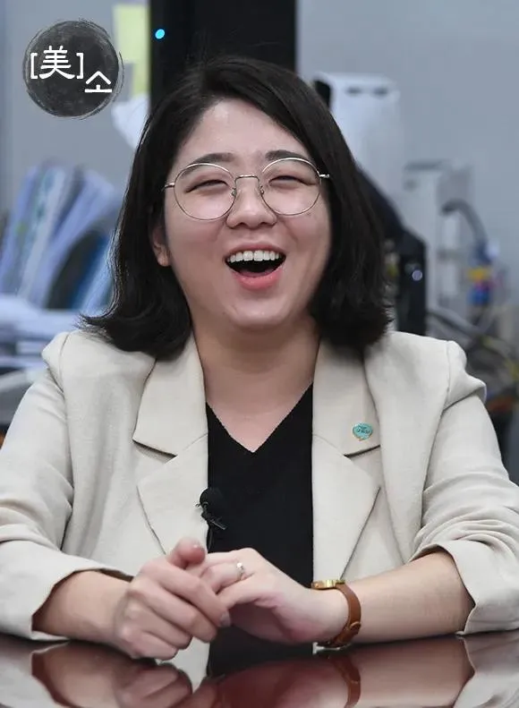 greenpark67's tweet photo. 좌파를 지키는 4인방 

이제 점심시간인데 죄송합니다.....🤣 https://t.co/lWCnI0I3iy