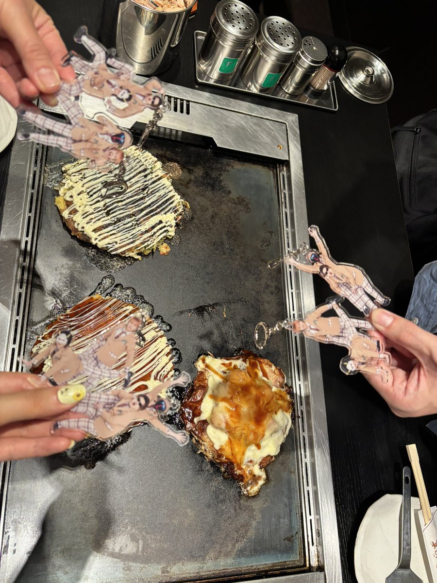 Jun_happasb's tweet photo. 上げ忘れお好み焼き！！久々に食べたけどやっぱ美味いぜ https://t.co/ST0XRnxk8n