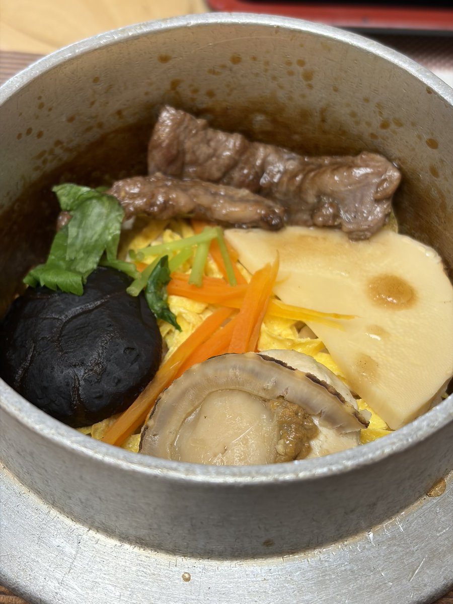 Snapdragon480's tweet photo. #カーリング釜飯
 #ホテルロイヤル北見

 めちゃくちゃ美味しかったです！
また食べに来ます😋😋 https://t.co/rgun1BRELf