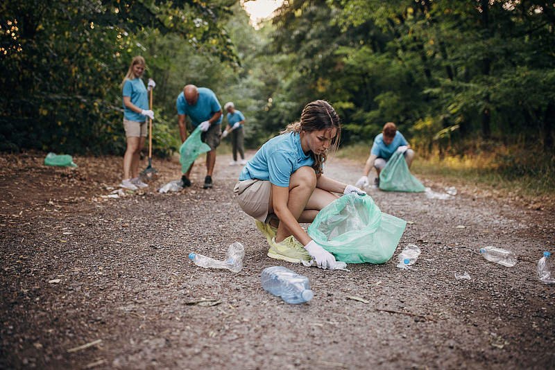 darkarto's tweet photo. Join our neighborhood clean-up this Saturday 9am at Maple Park! Free snacks u0026 gloves provided. Meet new neighbors while making our community brighter! https://t.co/XLb2MkG7Dl
