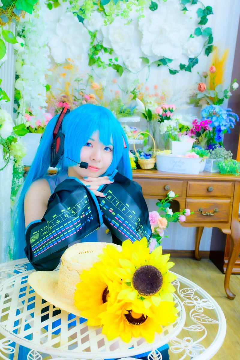 tehuksu's tweet photo. 【🌻コスプレ🌻】

マジカルミライ2026楽しかったね…！
来年もまた待ってるね…🌻

#初音ミク生誕祭2026
 #テフォト https://t.co/PORNm2ZJlD