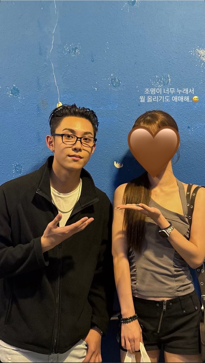 ryuljakpus's tweet photo. Ada yg versi agak senyum dari story mbak OP 😭😭 papah 😭 https://t.co/Zh9ur3TfdG