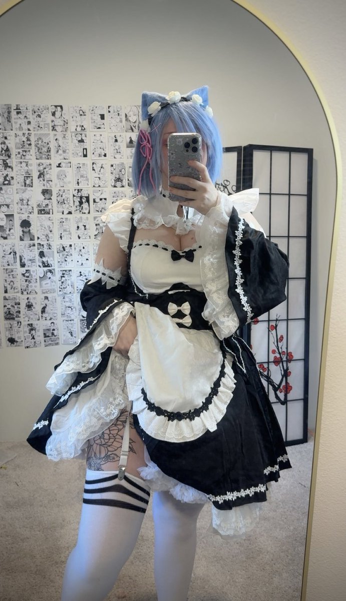 Himeko_cx's tweet photo. Rem with cat ears? 
#rezero #catgirl https://t.co/syxYamxlGH