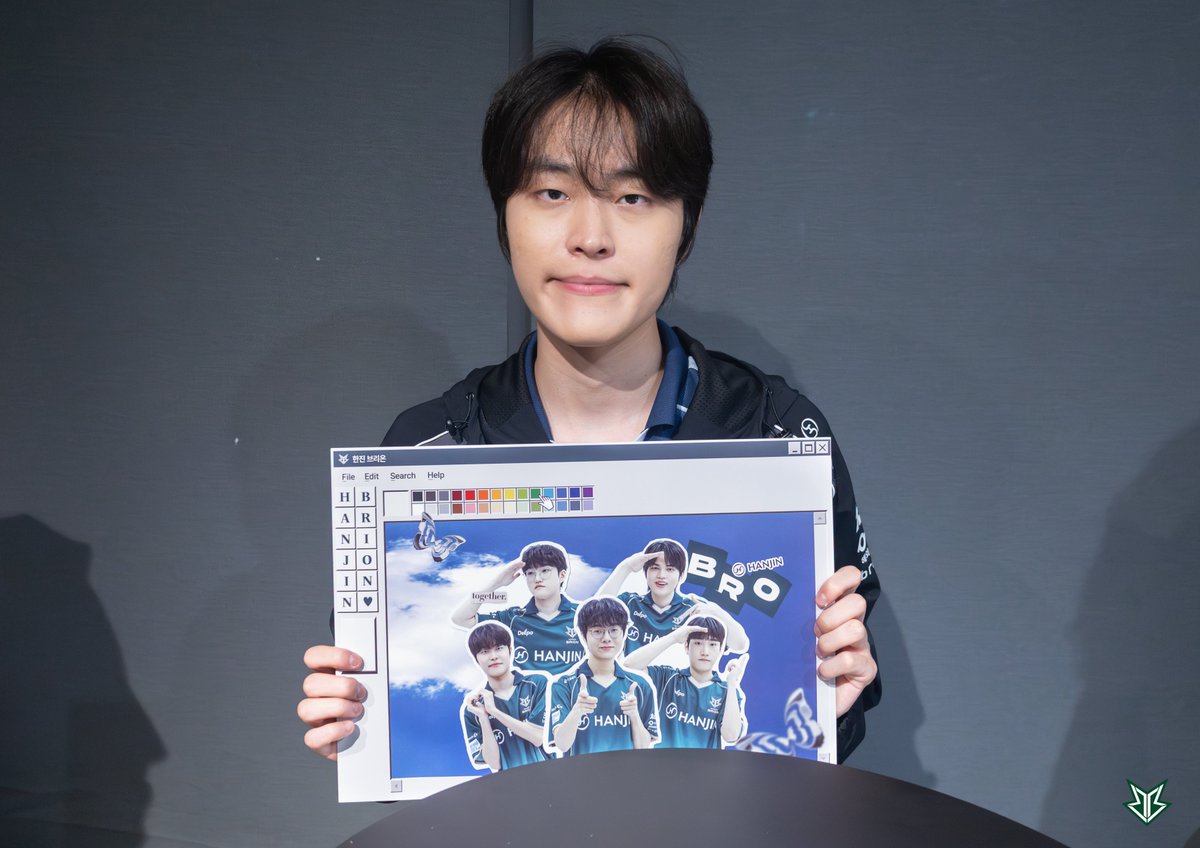 Brionesports's tweet photo. [𝗕-𝗵𝗶𝗻𝗱 𝗣𝗵𝗼𝘁𝗼 𝘀𝗵𝗼𝗼𝘁 📸]

새로운 여정을 향해 다시 만날 우리를 기대하며! https://t.co/jQif3jDGak