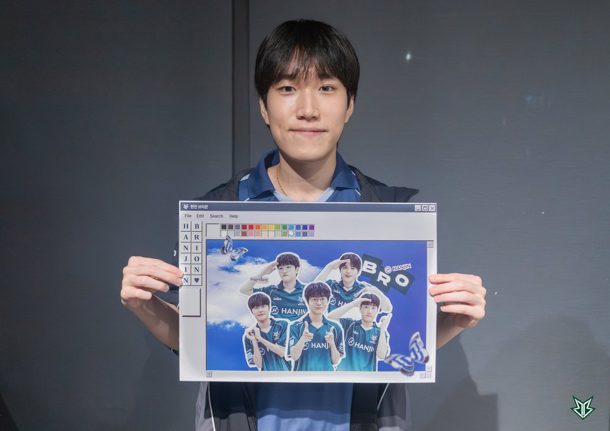 Brionesports's tweet photo. [𝗕-𝗵𝗶𝗻𝗱 𝗣𝗵𝗼𝘁𝗼 𝘀𝗵𝗼𝗼𝘁 📸]

새로운 여정을 향해 다시 만날 우리를 기대하며! https://t.co/jQif3jDGak