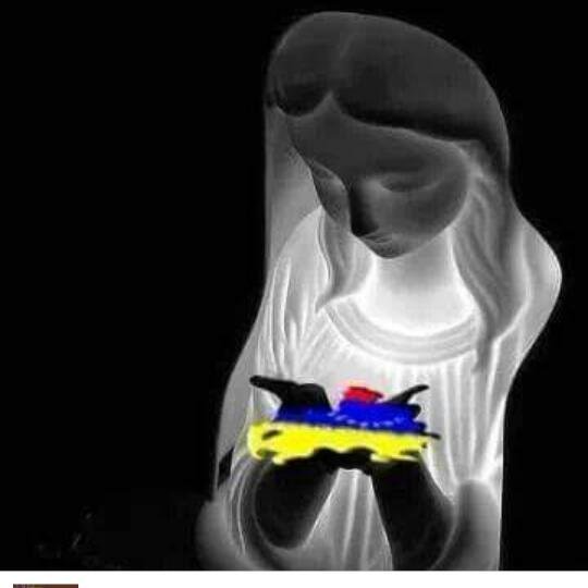 rdavidgoncalves's tweet photo. Venezuela necesita oraciónes .....feliz noche https://t.co/GyUixpA1oq