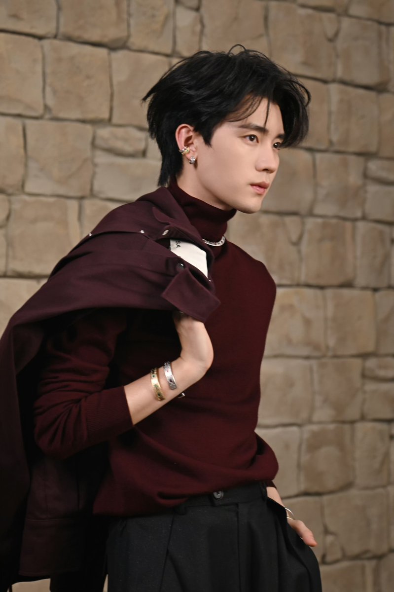 luiii_1122 tweet picture