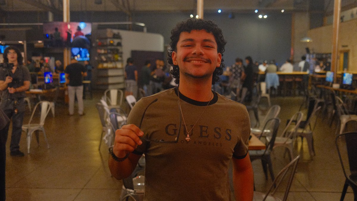 Genesis_Smash's tweet photo. The future of SSBU is looking extremely bright right now 🤩

@WeNeed2BuffSeph is your Smash Ultimate CHAMPION! #GBLACK 🏆 https://t.co/XqvOTTc9Lw