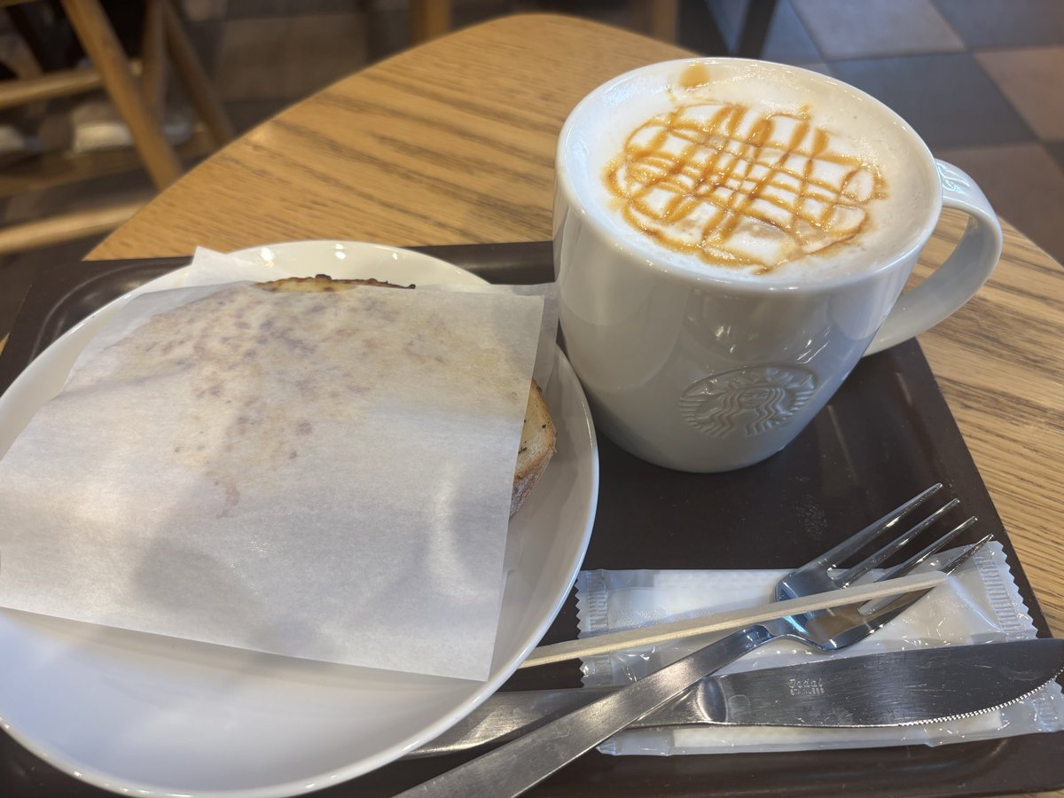 karichiduffy's tweet photo. スタバの芝大門店、めちゃくちゃめんどくさいレジ。
久しぶりにイラっとした。
#スターバックスコーヒー
#芝大門店 https://t.co/G0Ali711hS