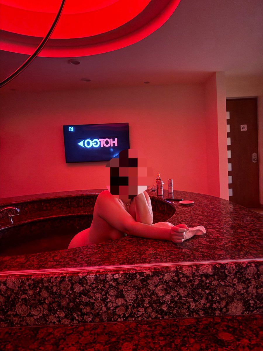 piperTokisv9rf's tweet photo. Que rico 😋 🍑🔥
Alguna parejita para conocer?
#SwingersMéxicoCDMX #Swinger https://t.co/vpXzm1MziJ