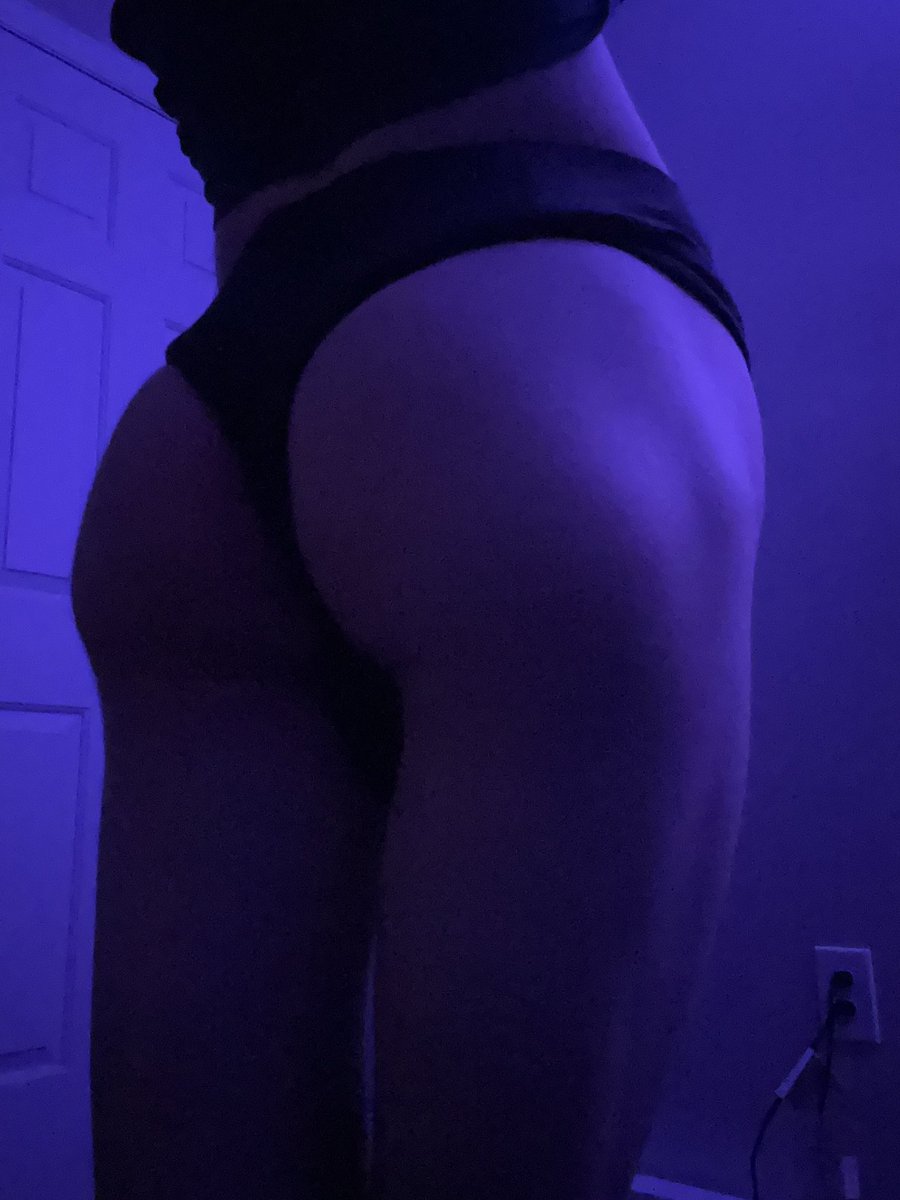Jimmywithafatty's tweet photo. Cum and get it lol😜 #femboy #twink #chudai #nsfw https://t.co/dzmAmgflER