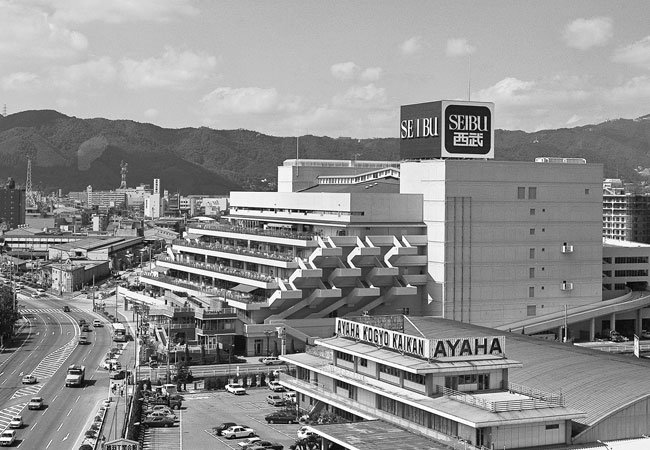fukasan19731225's tweet photo. 西武大津店が閉店してから今日で６年が過ぎました🏬
月日が経つのが早いなぁ🤔

https://t.co/TNqyH1345l https://t.co/OjzgclOobQ