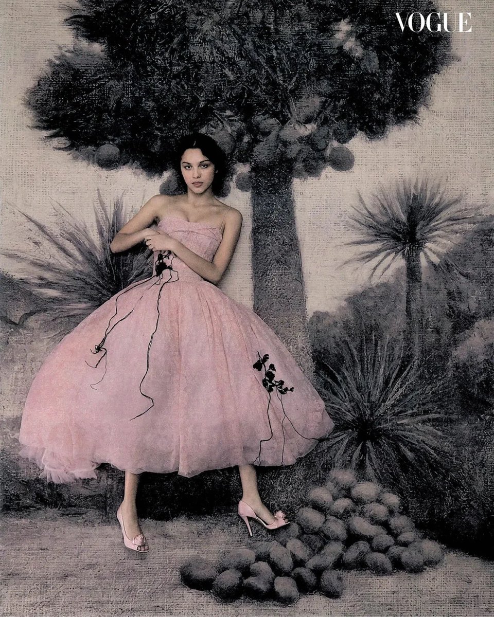 MIUCClAMUSE's tweet photo. olivia rodrigo by szilveszter makó for vogue philippines https://t.co/oeKaQdCJqO