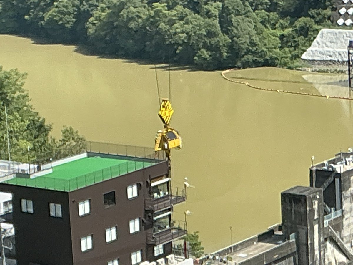 MahamanNiro's tweet photo. 新丸山ダム※建設中（╹◡╹）ダムカード収集
デカいクレーンが何機も動いてますわ。
黄色いのが１号で
赤いのが２号。かっけえ。 https://t.co/ZS0Zrc8wOe