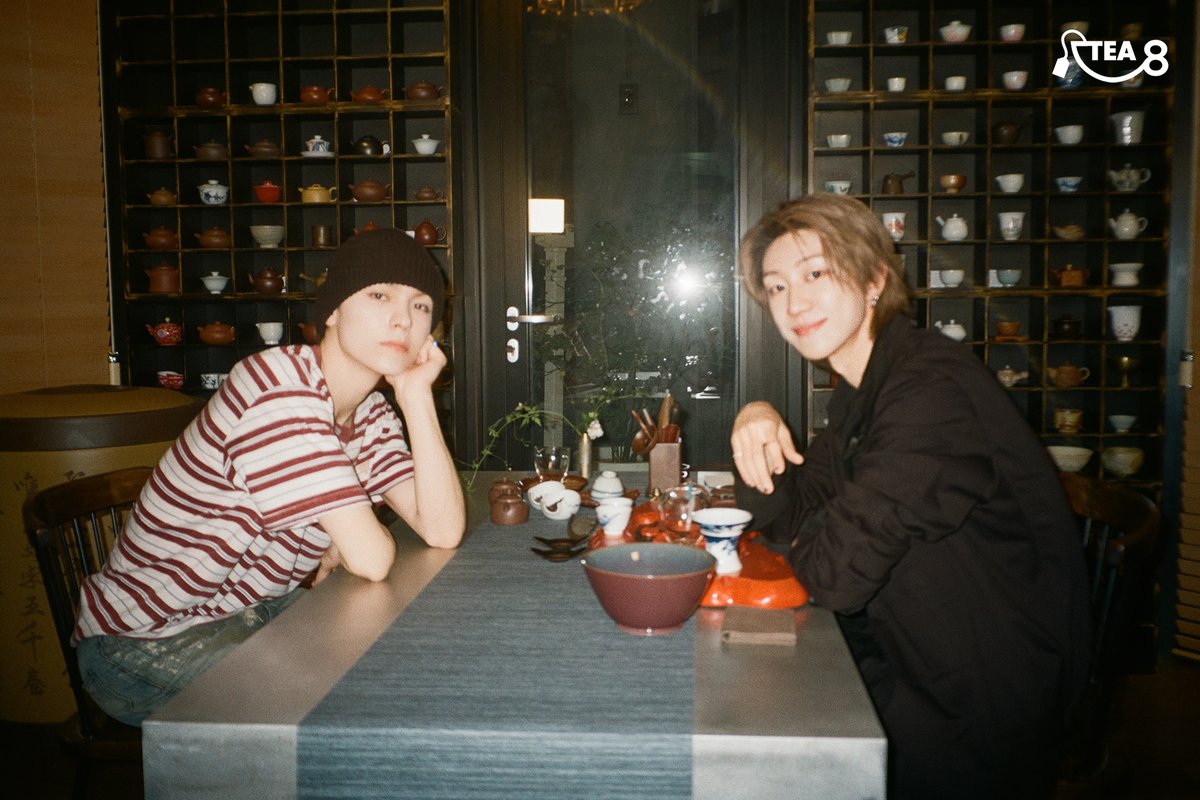 pledis_17's tweet photo. [17'S] #TEA8

세븐틴 버논, 디에잇의 티타임🍵
캐럿들도 잘 쉬고 다시 만나요🫶

#V8 https://t.co/rjhj3chjTG