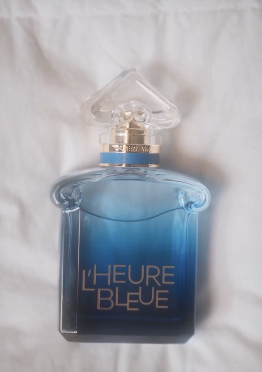 KarimeUp's tweet photo. La colaboración que nunca queremos que termine, Karime Pindter x Guerlain. 

https://t.co/ak8sW50v60 https://t.co/Ifpl3yMKwV